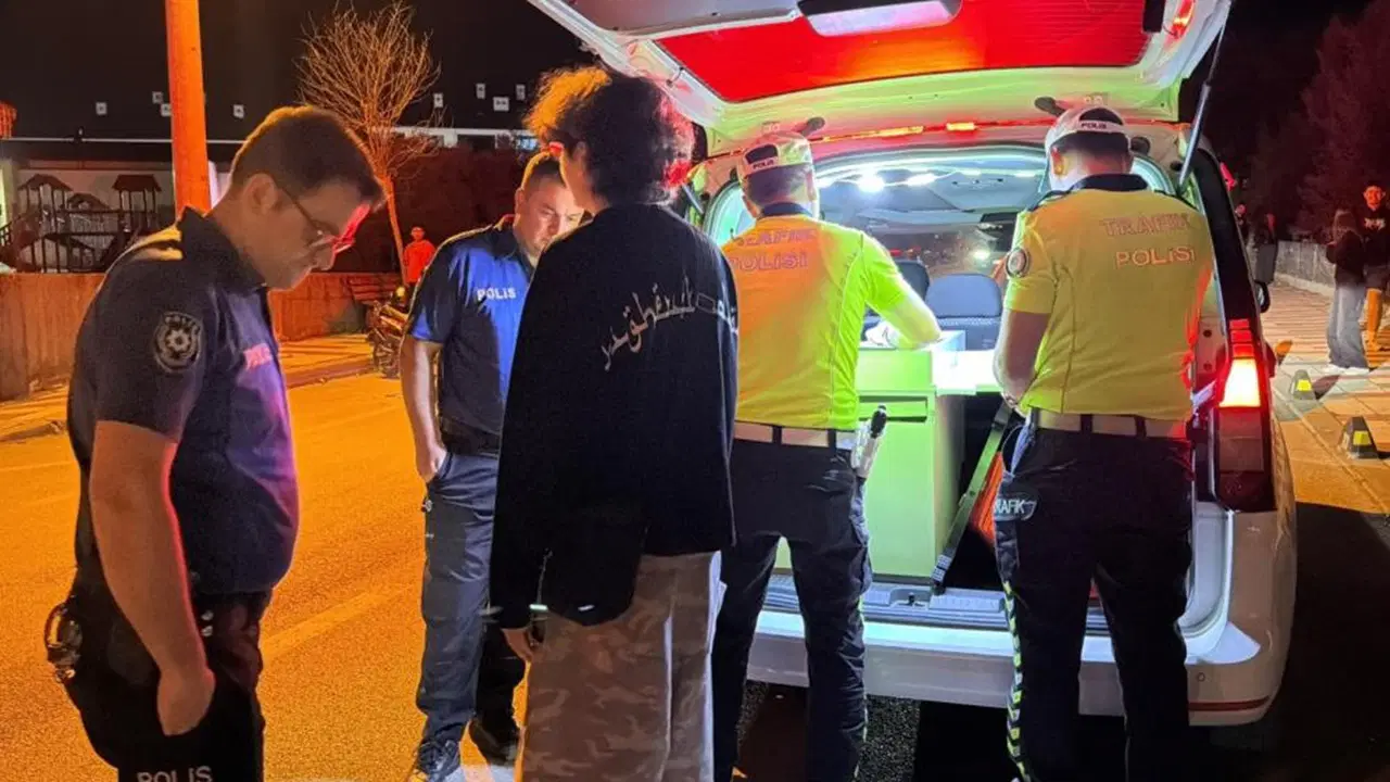 Alkollü Sürücü, '4-5 Saat Önce İçti' Diyerek 25 Bin Lira Para Cezası Aldı