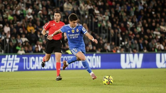 La Liga’da sezonun golü Arda Güler’den! 🇹🇷